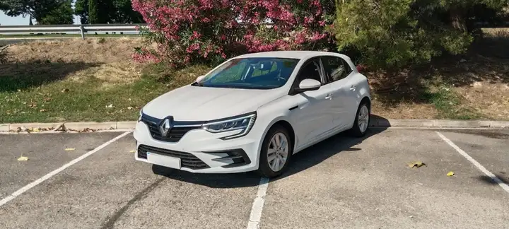 Renault Mégane 2023, foto 12