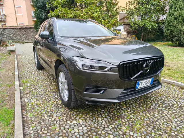 Volvo XC60 XC60 II 2018 2.0 t8 te Momentum awd 303cv my20