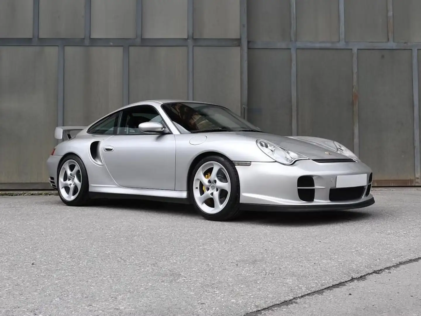 Porsche 996 911 Carrera (996) GT2 Clubsport Plateado - 2