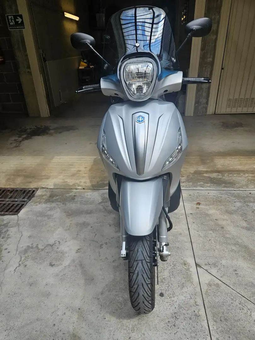 Piaggio Beverly 300 S IE ABS ASR Argent - 2