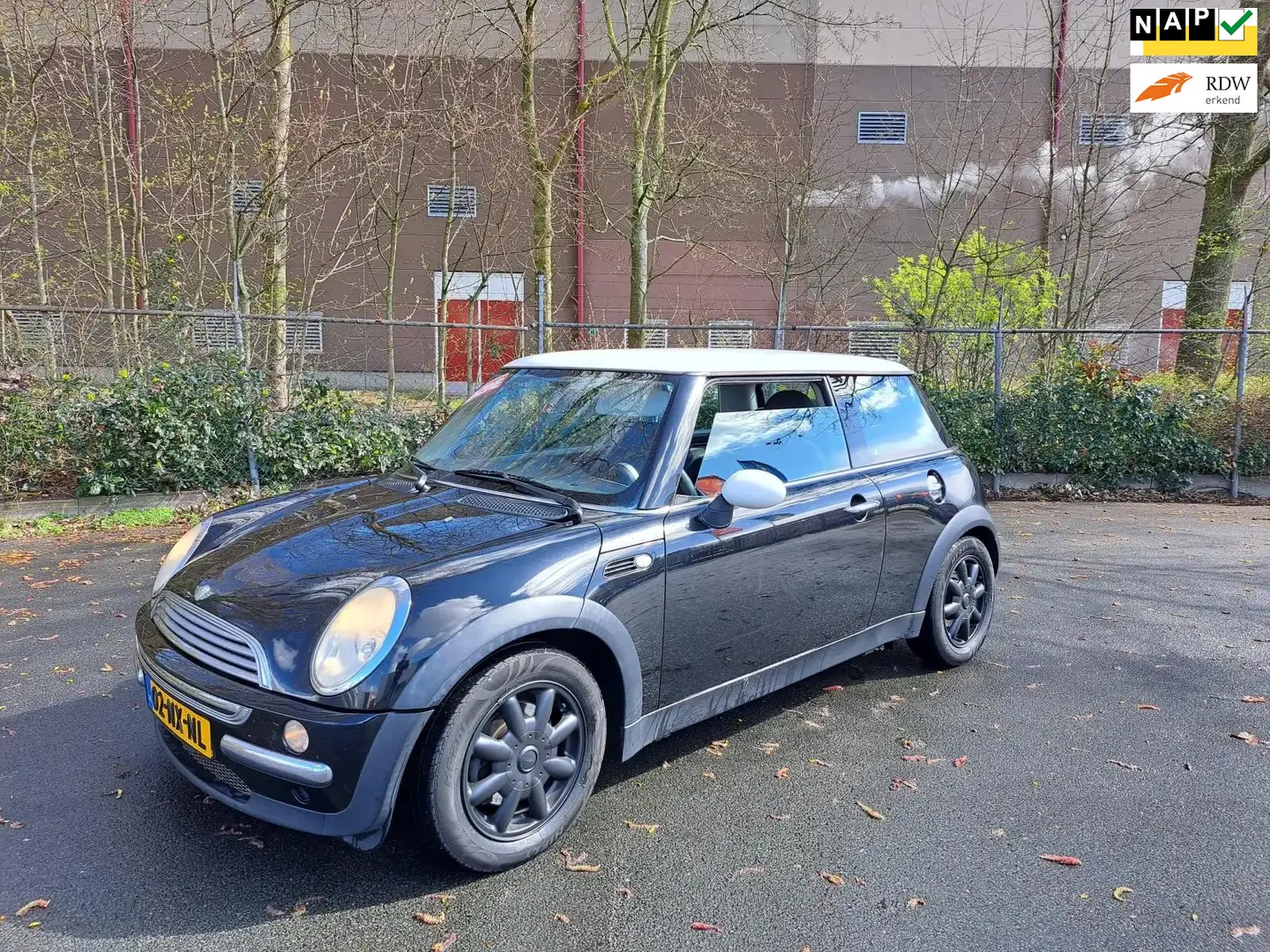 MINI Cooper Mini Chili Zwart - 1