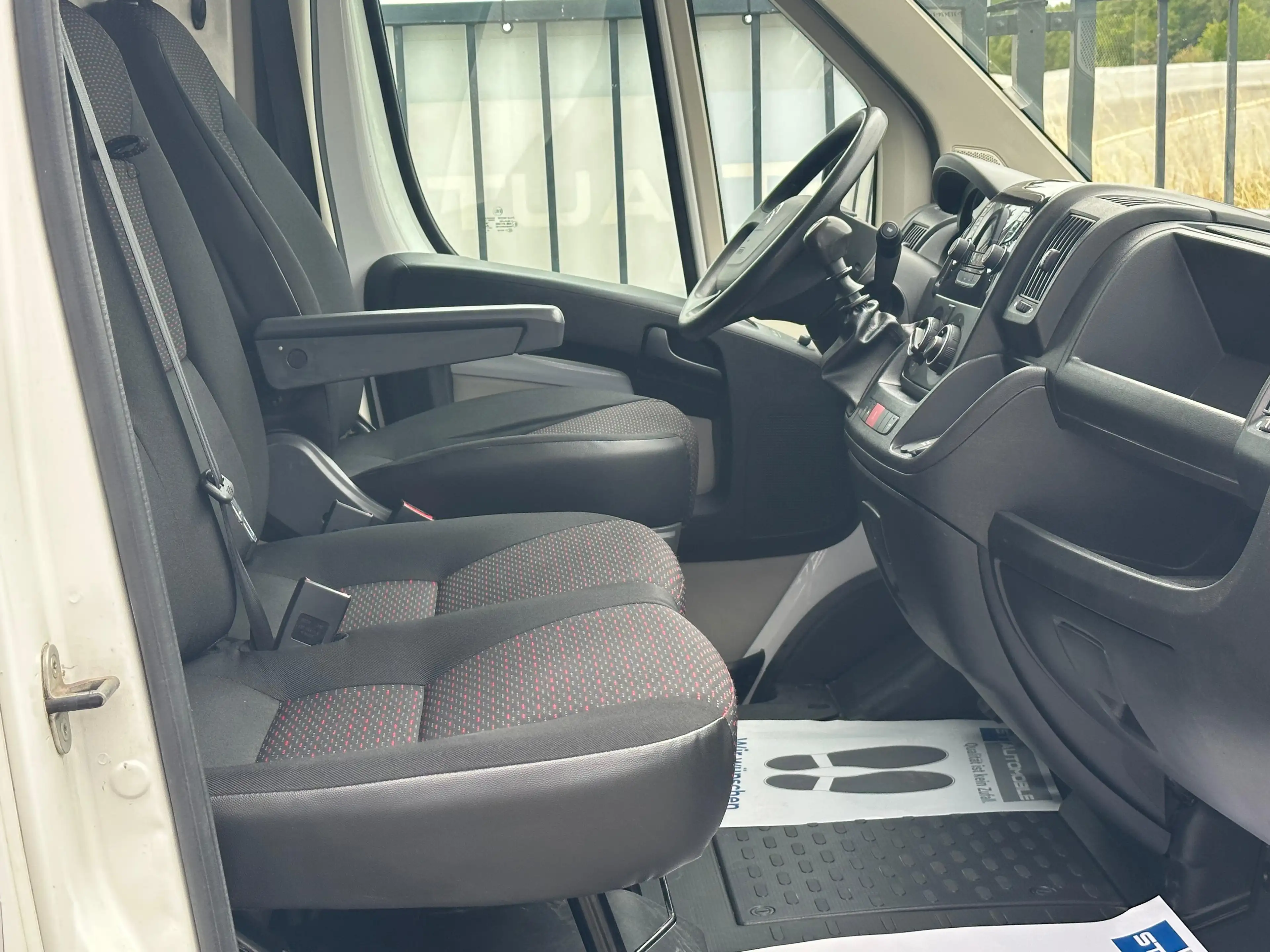 Citroen Jumper 33 L2H2 Profi BlueHDi // EINPARKHILFE // — photo 11