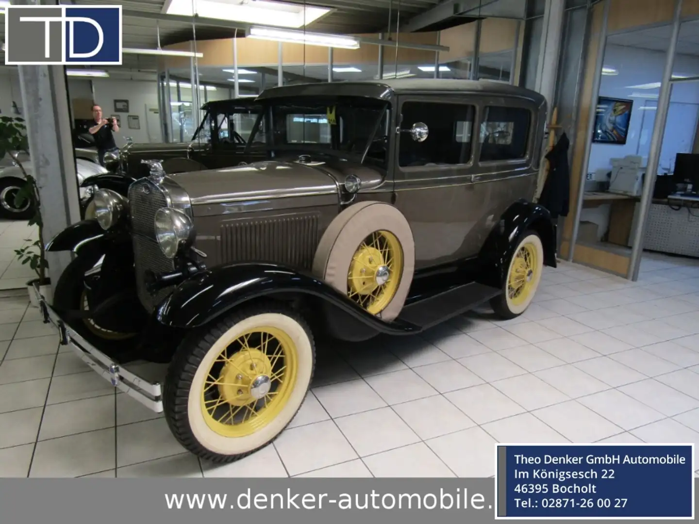 Ford M odel A Tudor Sedan 1930 H Kennzeichen Brown - 1