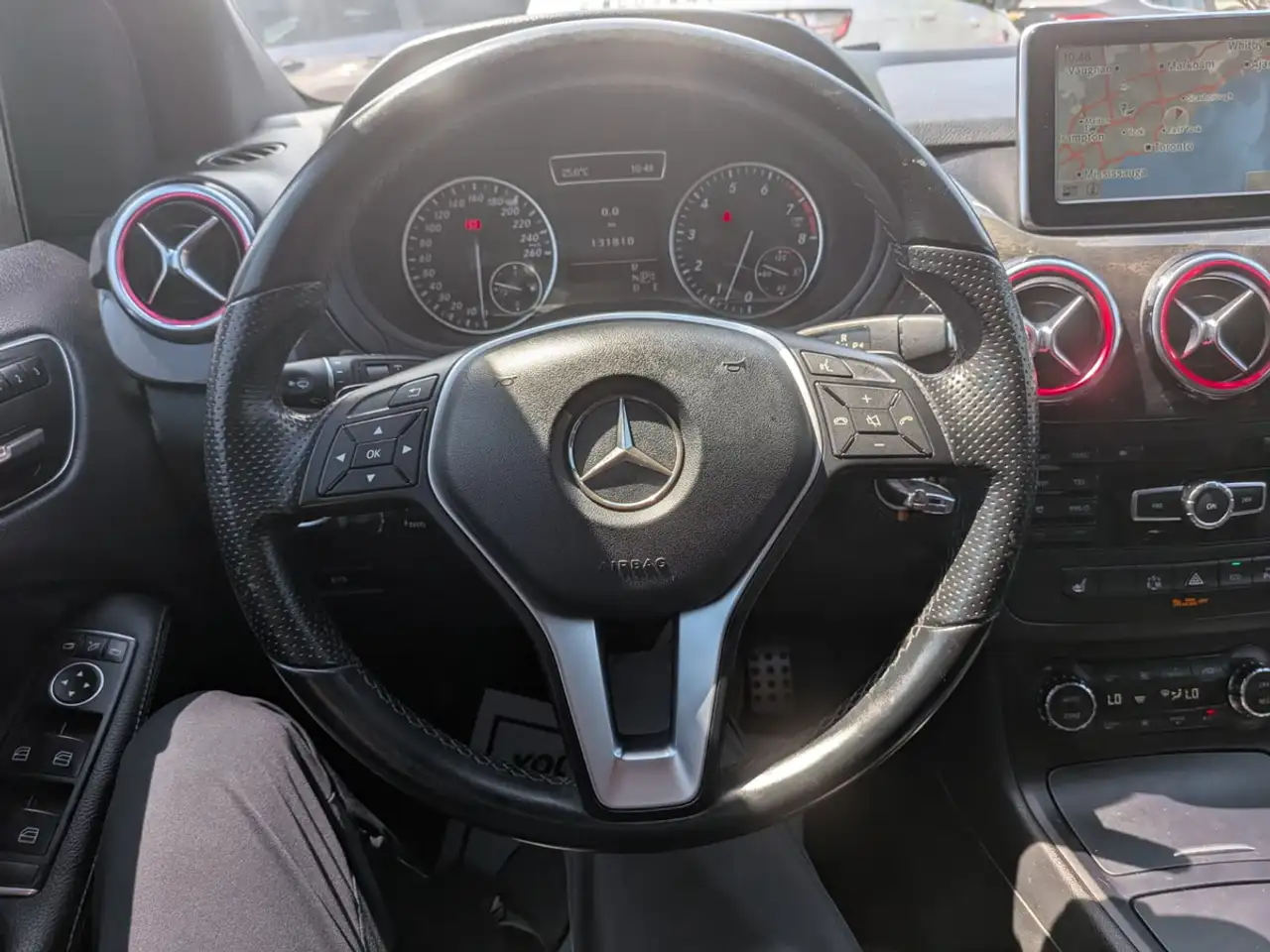 Mercedes-Benz B-Class снимка Mercedes-Benz B-Class
