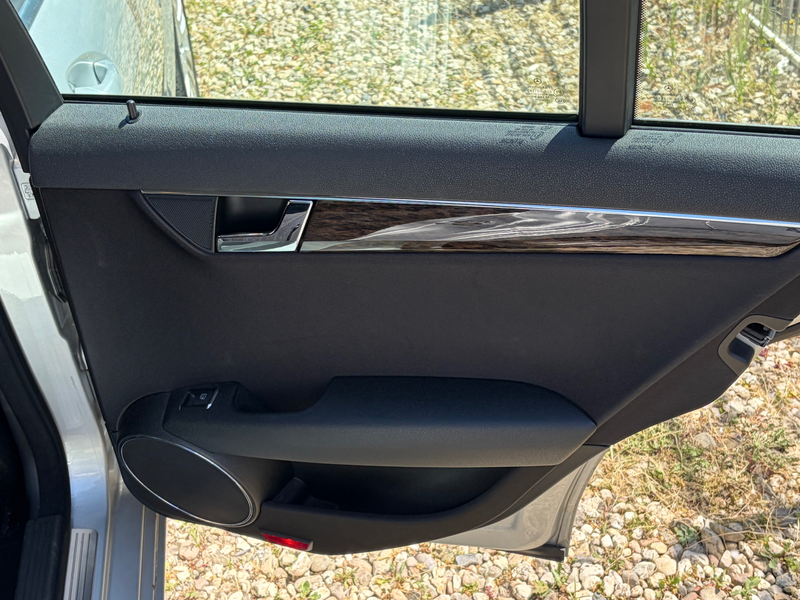 Mercedes-Benz C 200 Kompressor Elegance | Automatik | Sitzheizung | Tempomat | TÜV & Service neu — photo 10