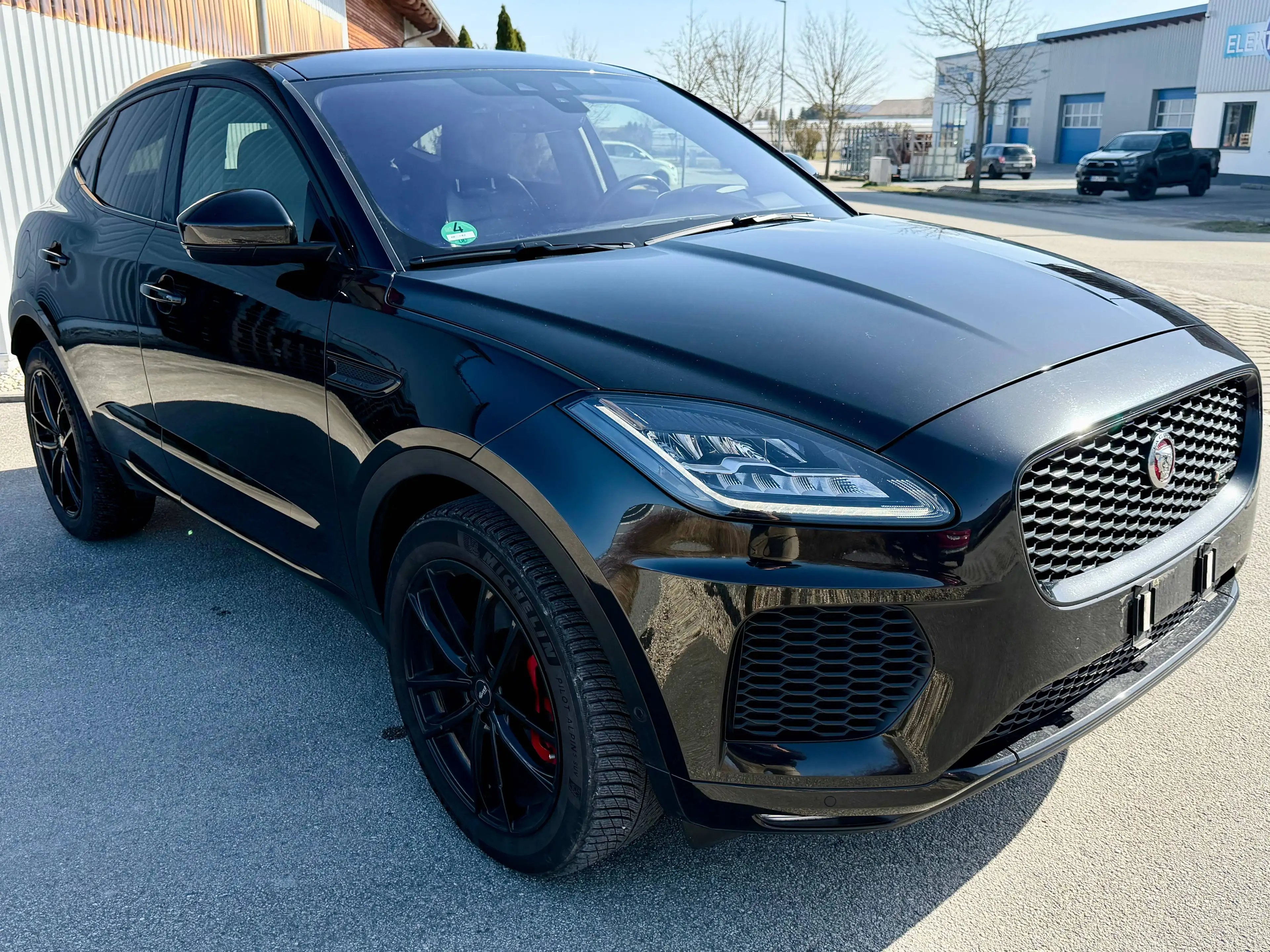 Jaguar E-Pace R-Dynamic SE AWD *NAVI*SITZHEIZUNG*LED*KAMERA*TOP* — photo 6