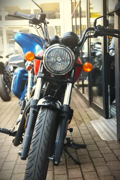 Royal Enfield Meteor 350 - foto 6