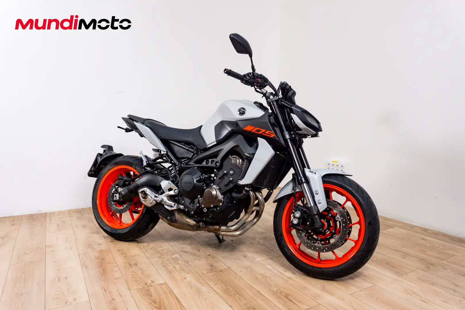 Yamaha MT-09 - 2