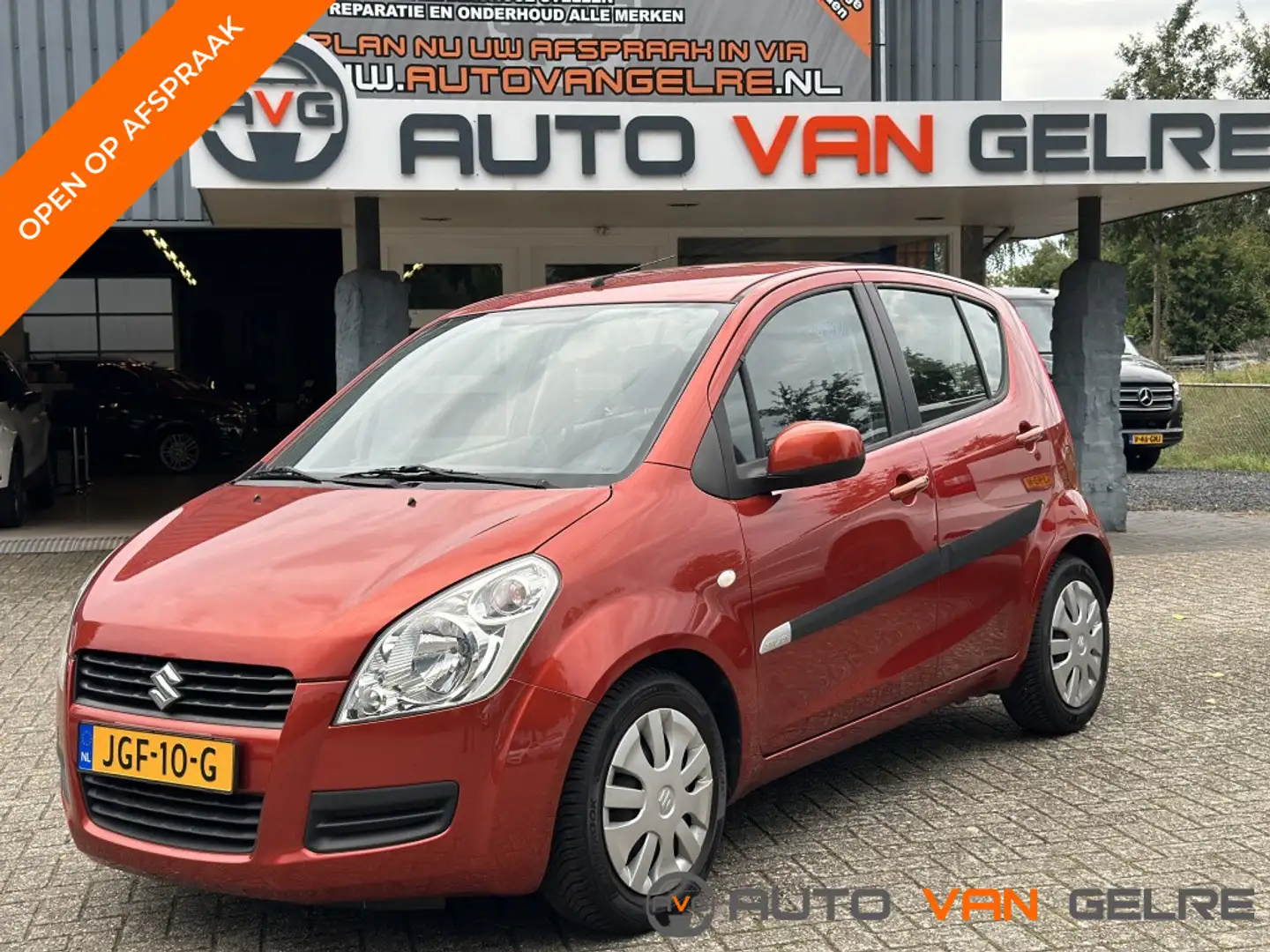 Suzuki Splash 1.2 Automaat*Hoge instap*Parkeersensoren*Airco*NW Oranje - 1