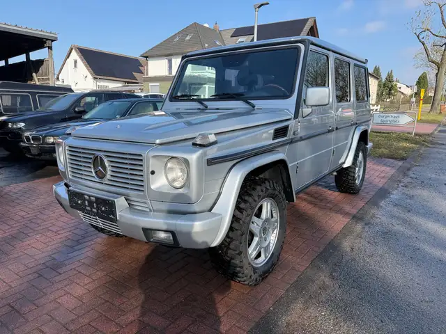 Mercedes-Benz G 400 CDI Leder Navi 18 Zoll Alufelgen mit Stollenreifen