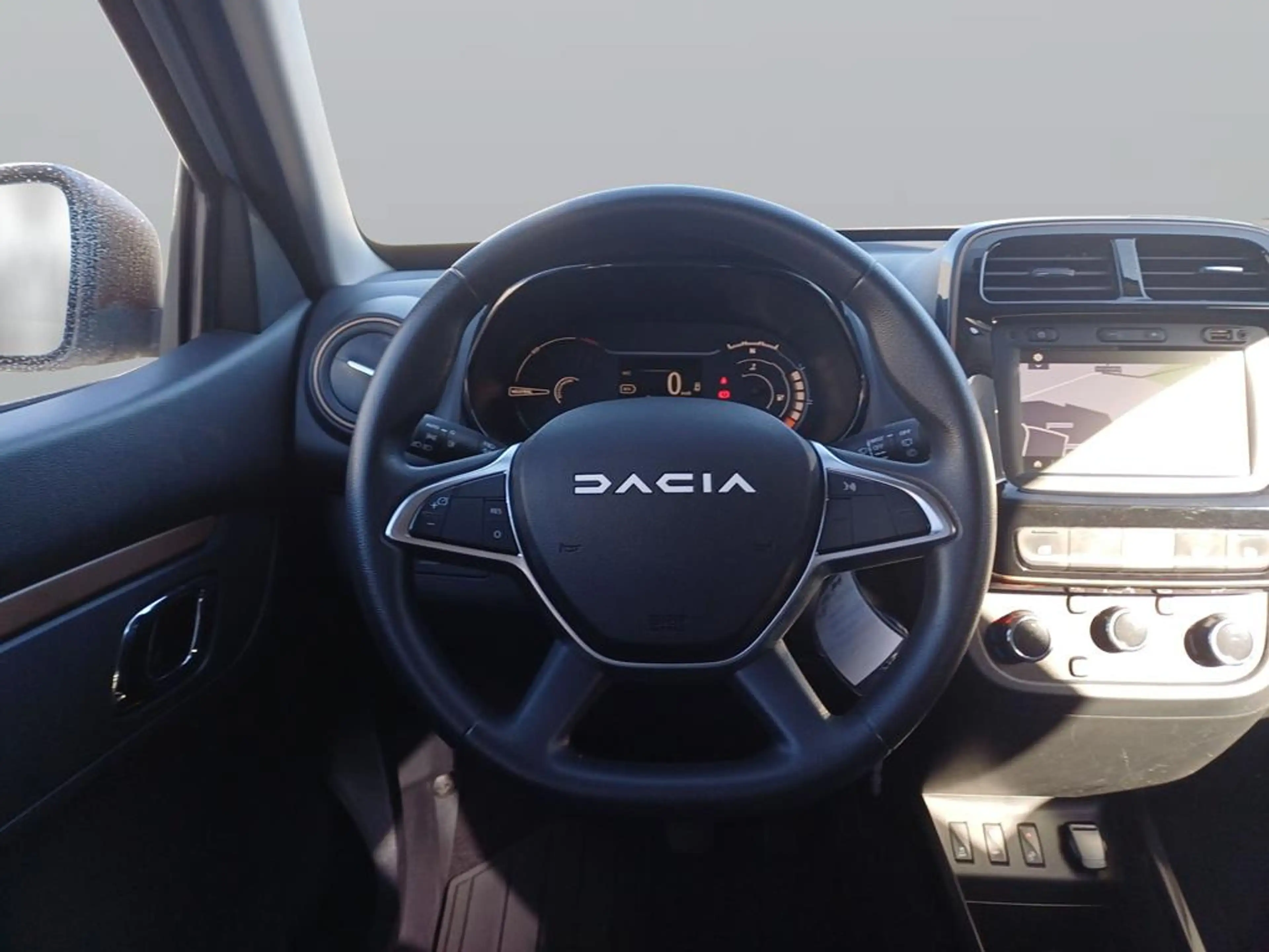 Dacia Spring Extreme — photo 13