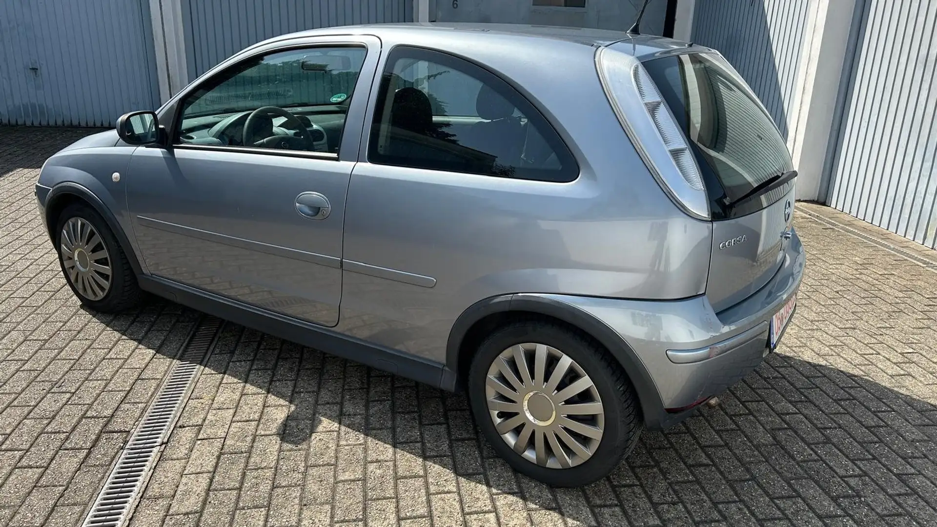 Opel Corsa 1.2 16V Cool Blau - 2