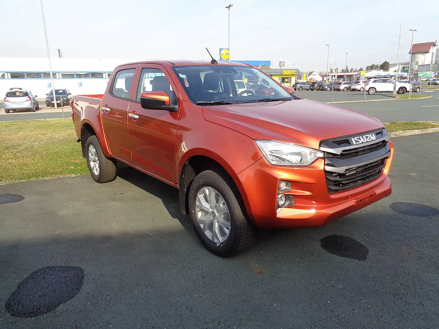 Isuzu D-Max D-MAX Double Cab 4x4 LS A/T Orange - 2