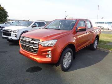 D-MAX Double Cab 4x4 LS A/T