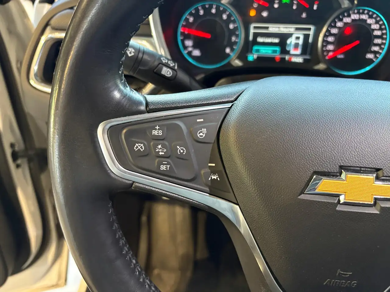 Chevrolet Equinox снимка Chevrolet Equinox