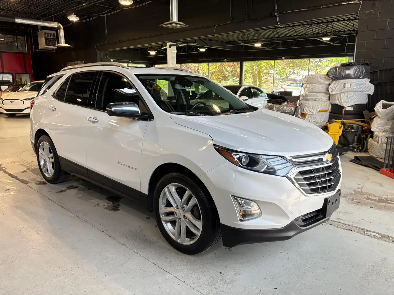 Chevrolet Equinox снимка Chevrolet Equinox