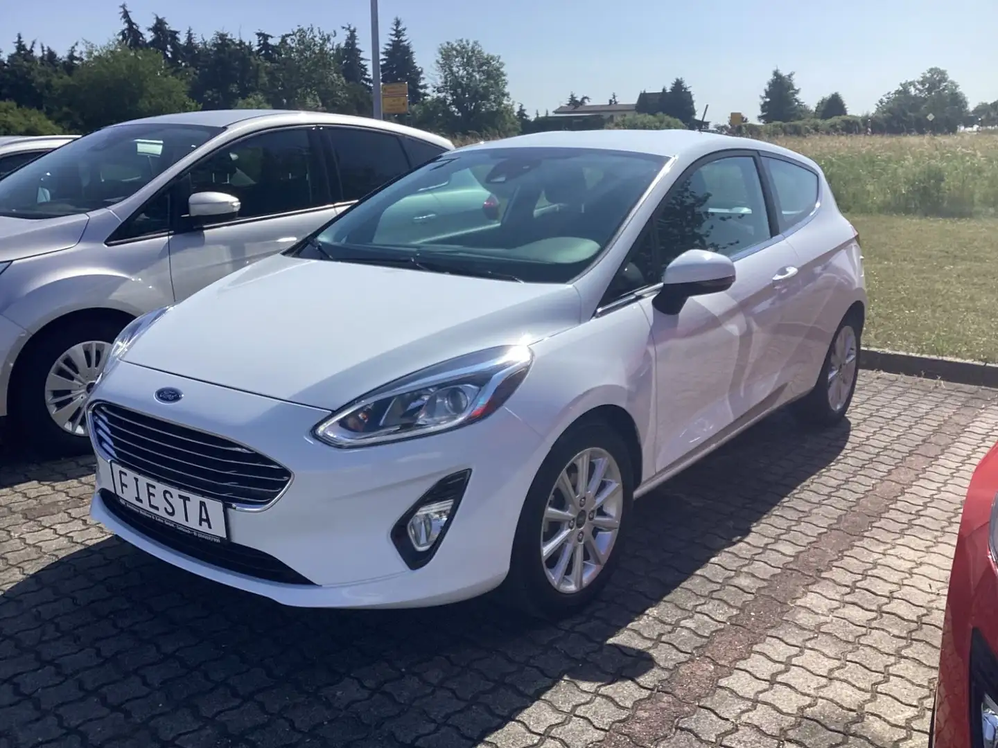 Ford Fiesta Titanium, Navi/WP/PDC/1 Satz WinterR. Weiß - 2