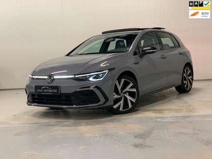 Volkswagen Golf 1.5 eTSI | 3x R-LINE | IQ LIGHTS | PANO | NARDO GR