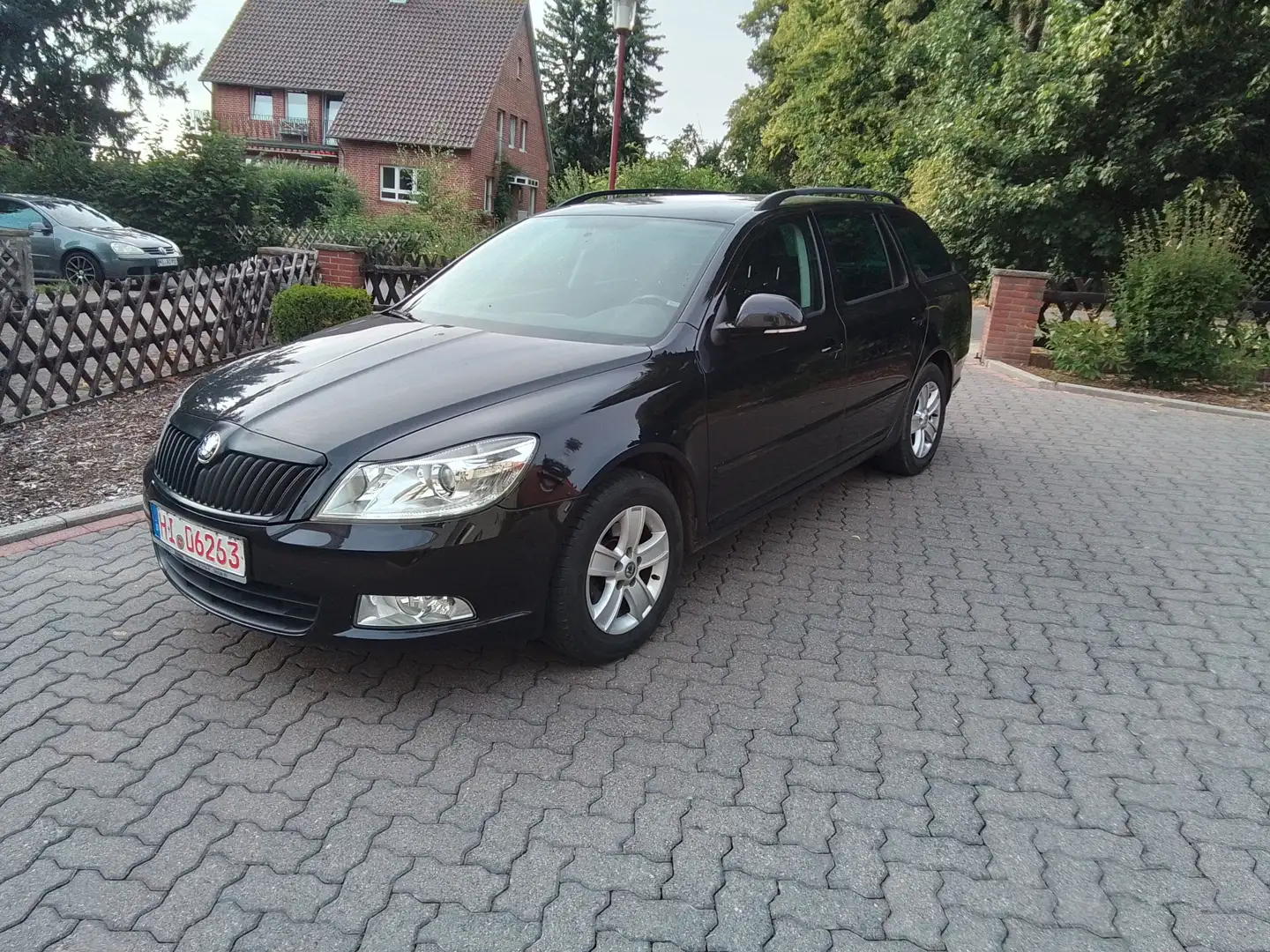 Skoda Octavia Impuls Edition Schwarz - 2