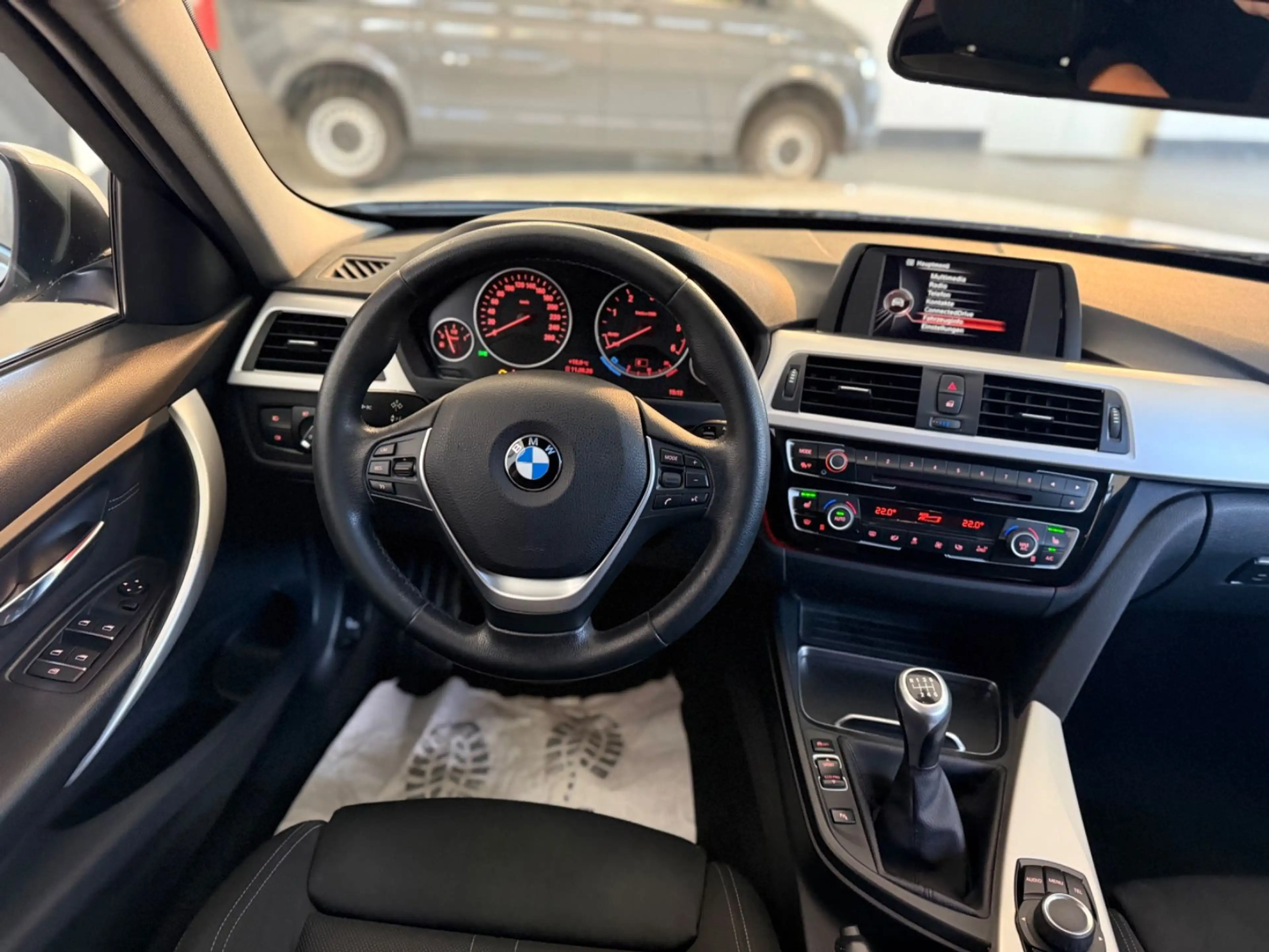 BMW 316 D  TOURING*CLIMATIC*MFL*TEL*SITZH*AHK*BC*LM* — photo 11
