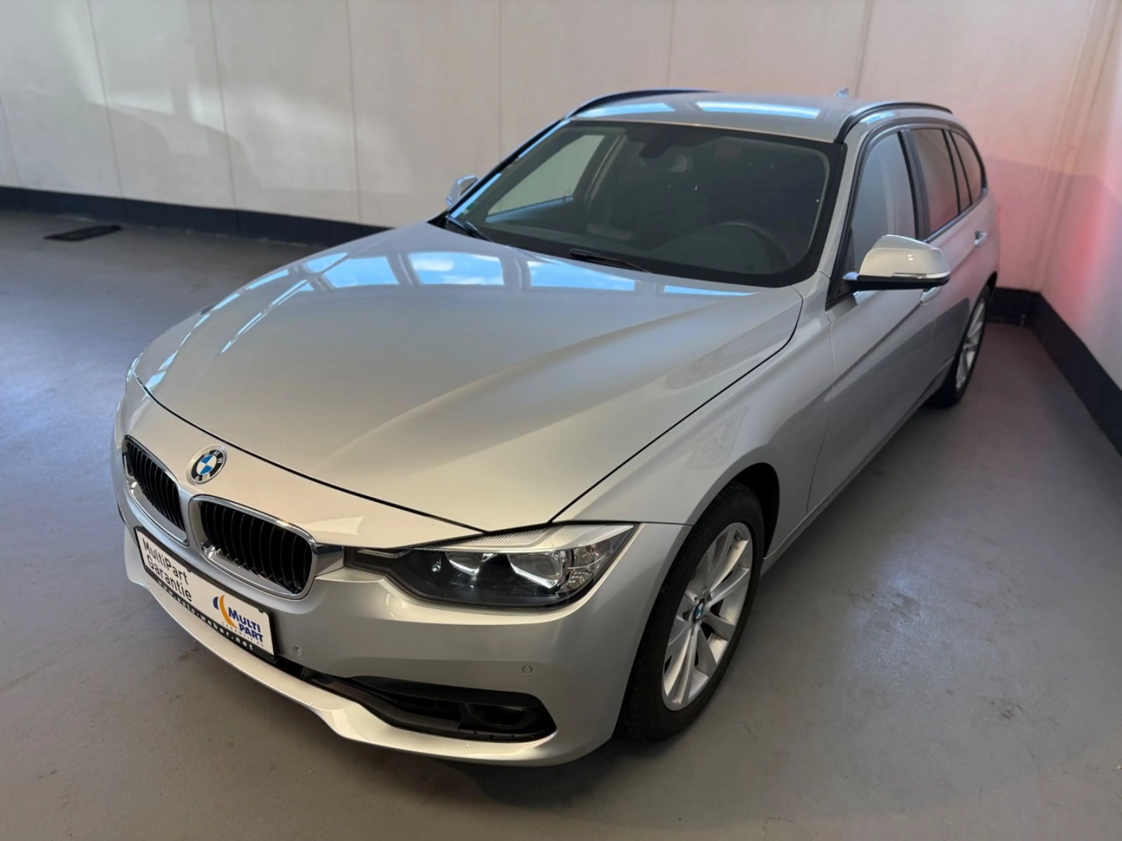 BMW 316 D  TOURING*CLIMATIC*MFL*TEL*SITZH*AHK*BC*LM* — photo 3