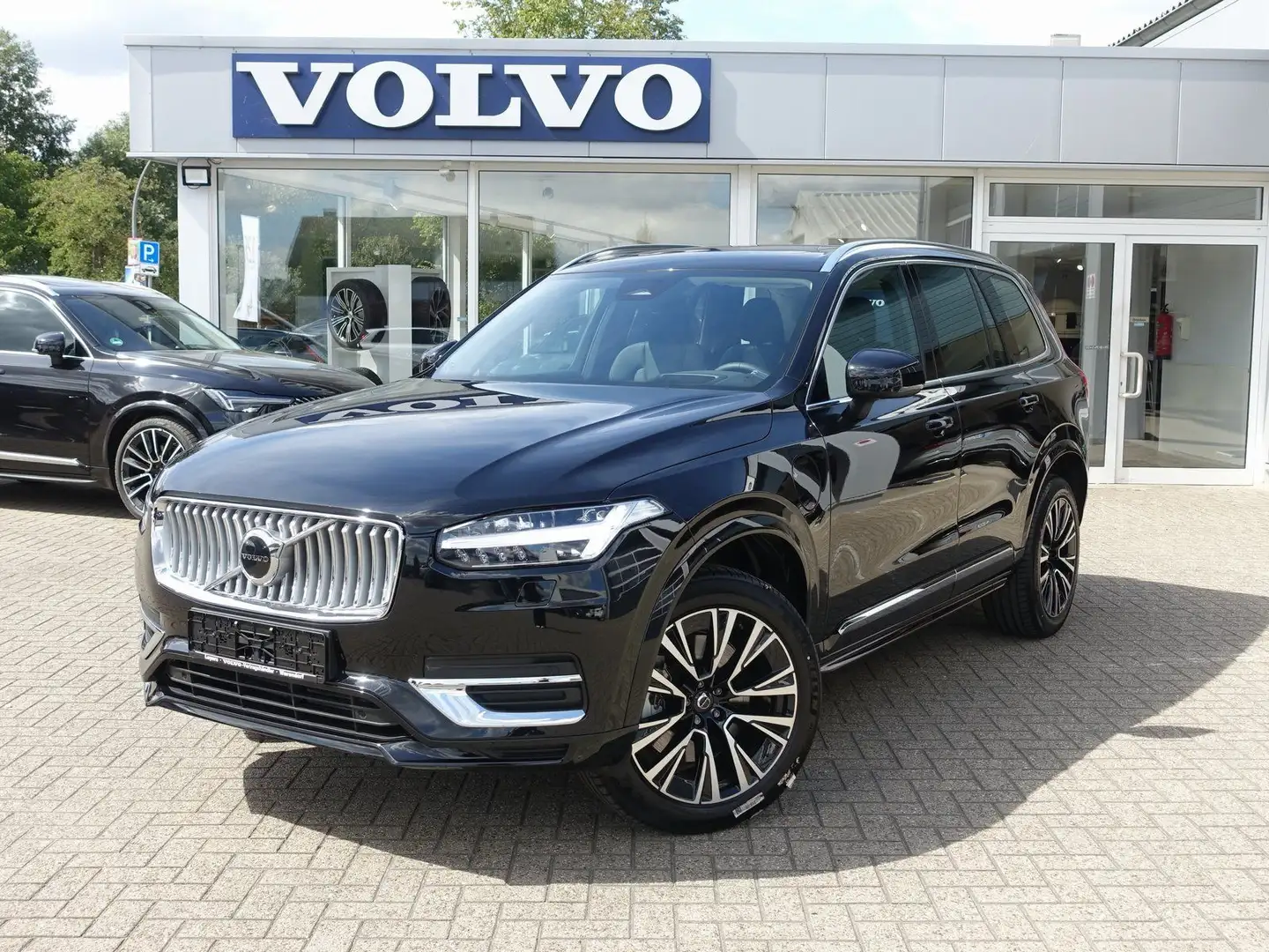 Volvo XC90 Ultra T8 AWD Plug-in Hybrid/Pano/360°/H&K Noir - 1
