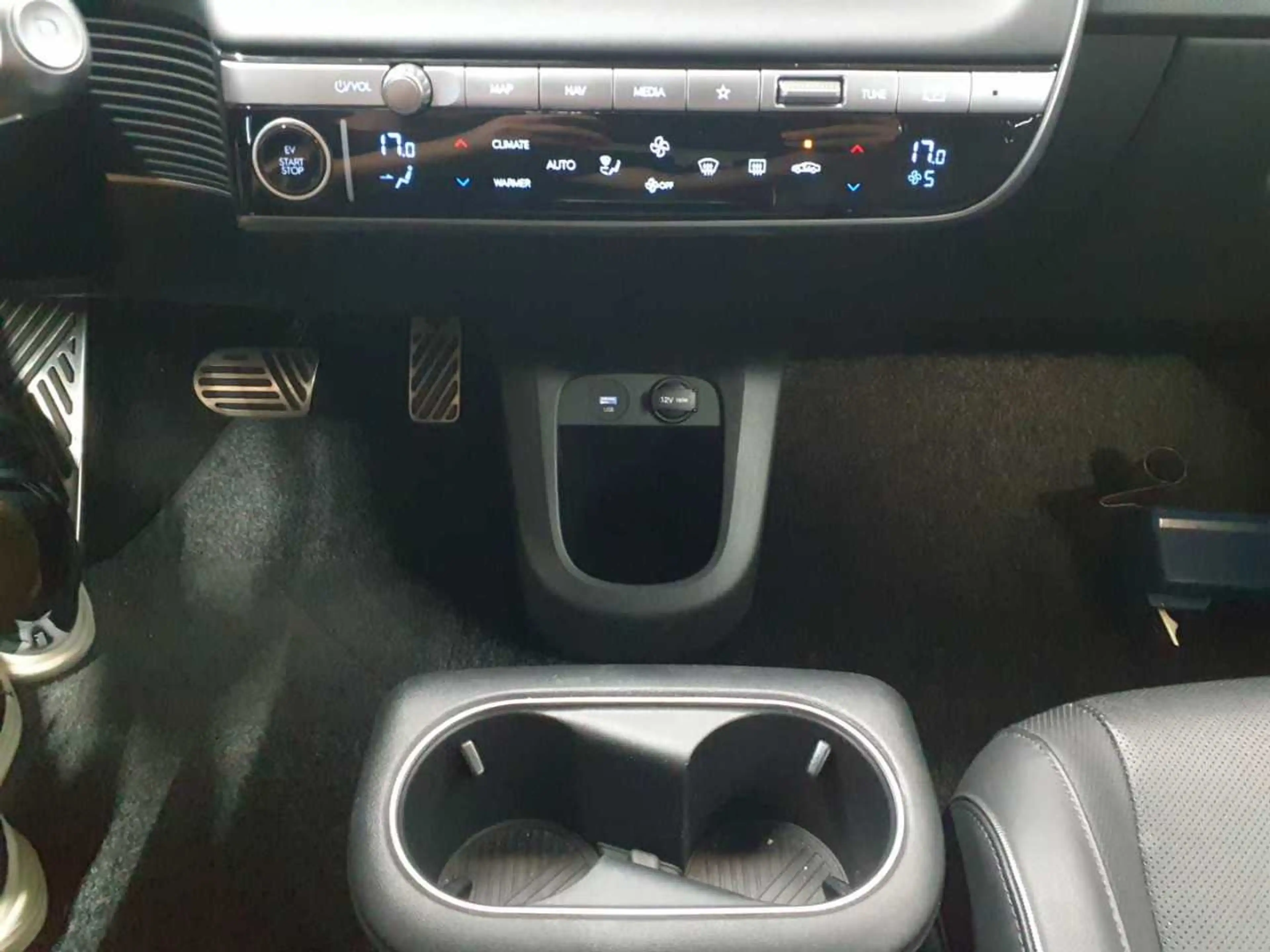 Hyundai IONIQ IONIQ 5 72,6 kWh 4WD Uniq Navi Leder — photo 10