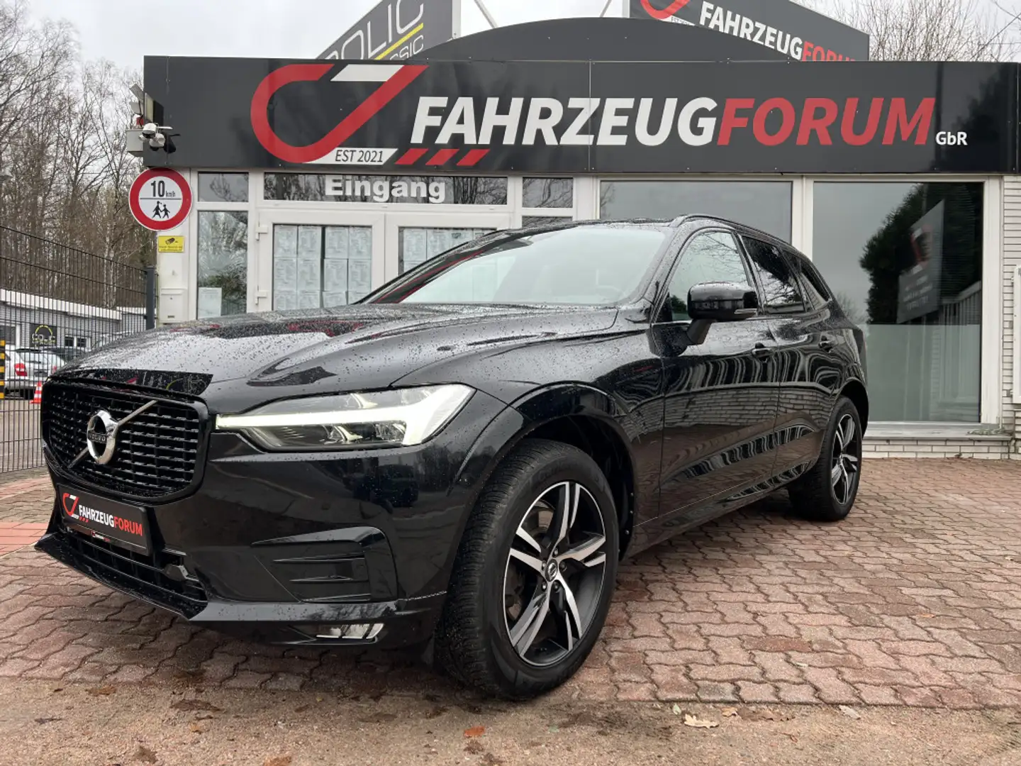 Volvo XC60 R Design 2WD Xenium-Paket*BLIS*Pano*Kamera Black - 1