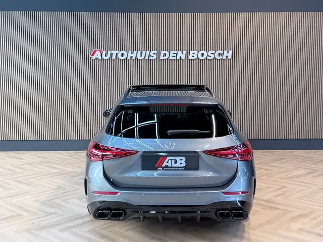 Mercedes-Benz C-Class view 23