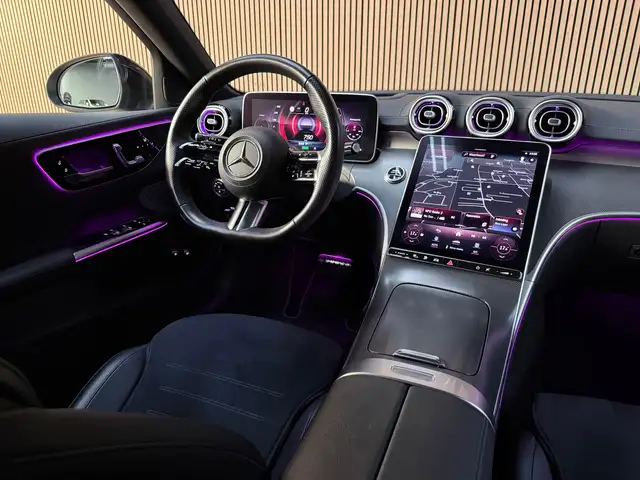 Mercedes-Benz C-Class view 10