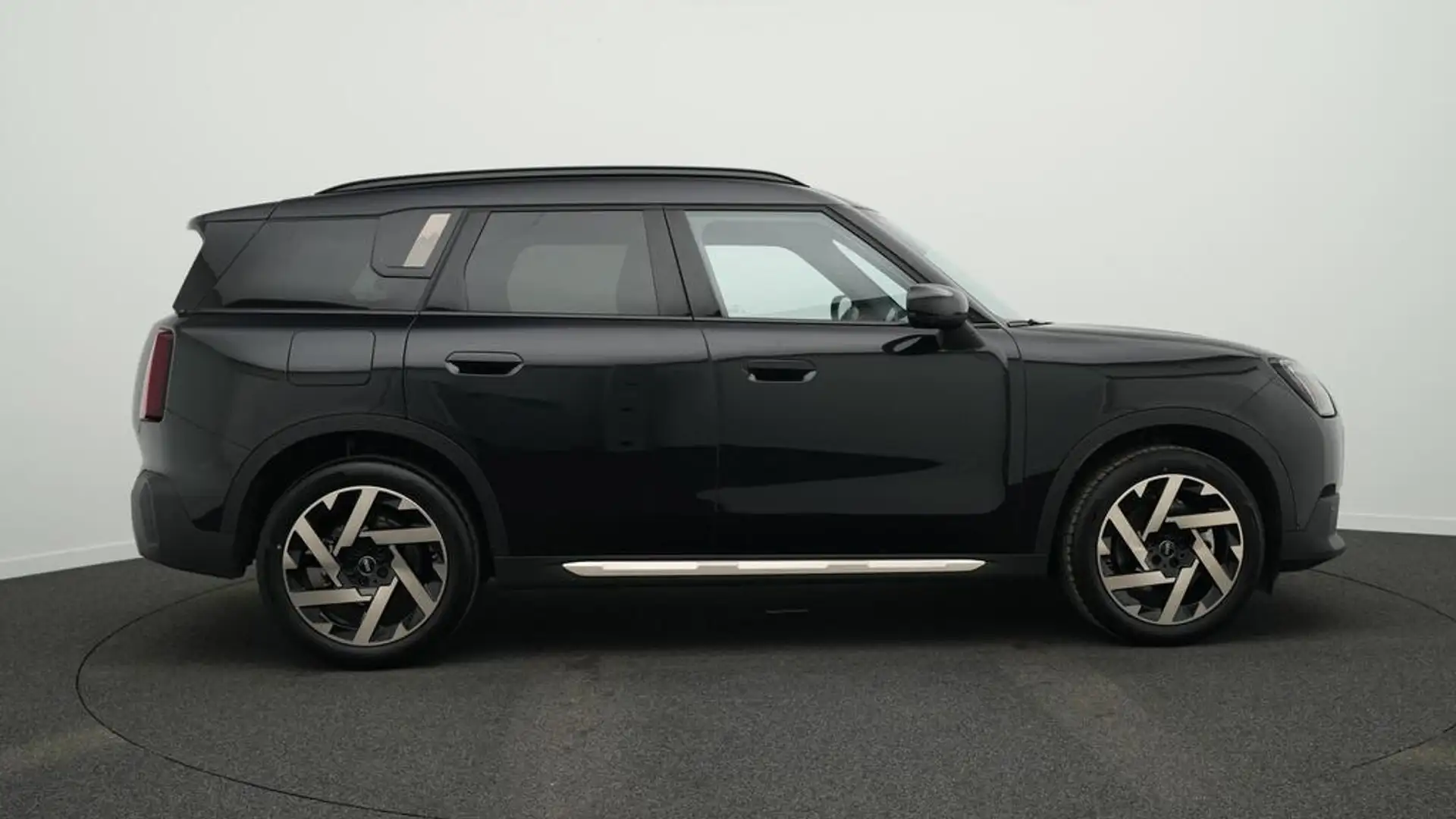 MINI Countryman C Favoured Trim Noir - 2