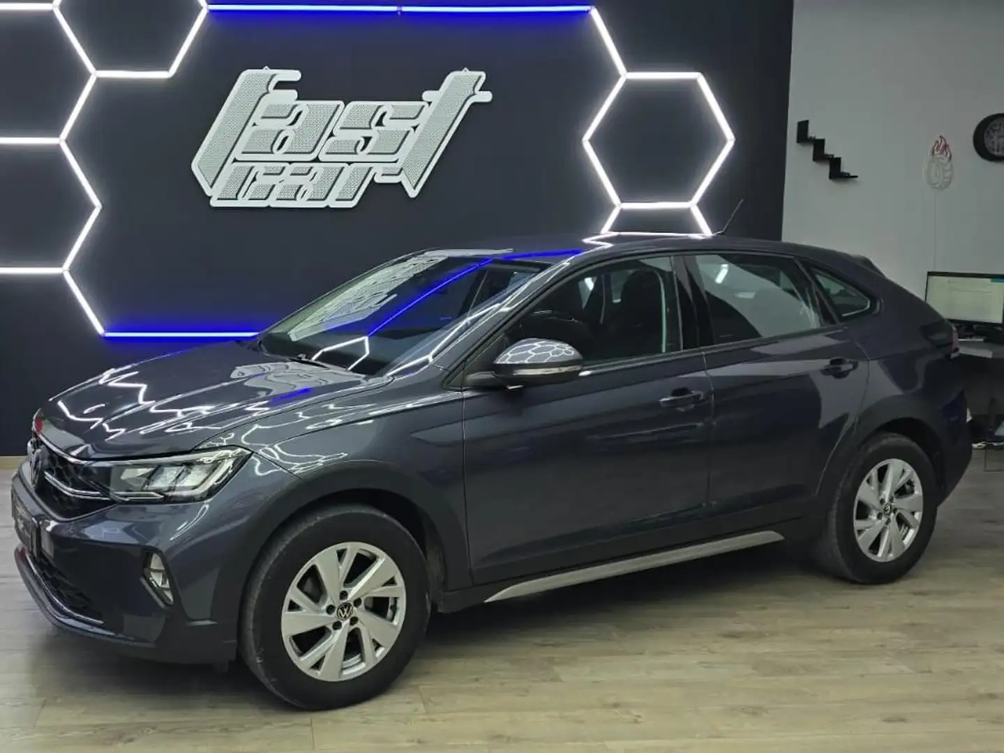 Volkswagen Taigo Taigo 1.0 tsi Life 110cv Gris - 1