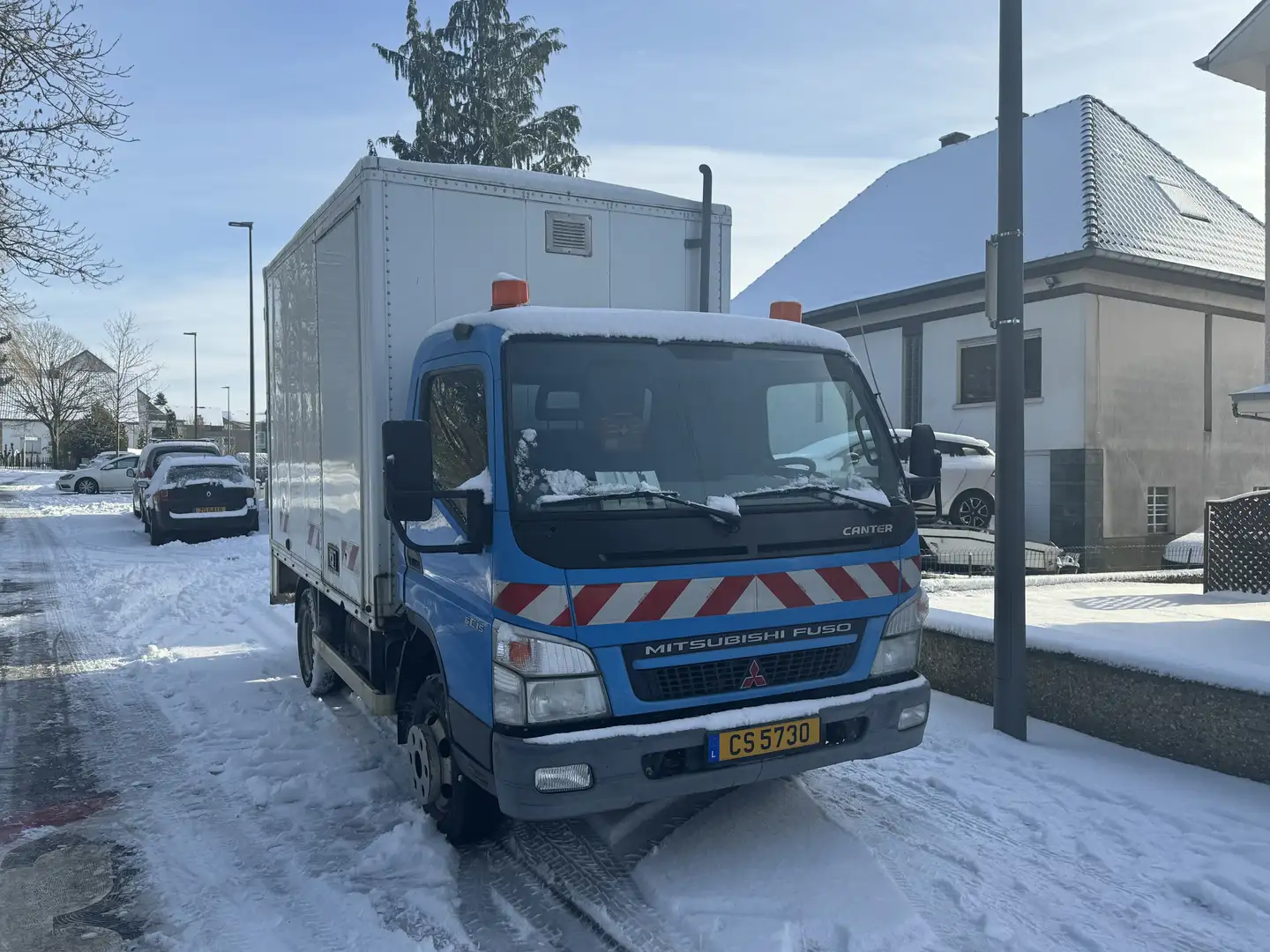 Mitsubishi Canter 3C13 EMP 30 - 1