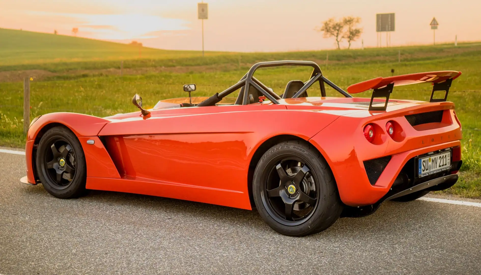 Lotus 2-Eleven Portocaliu - 2