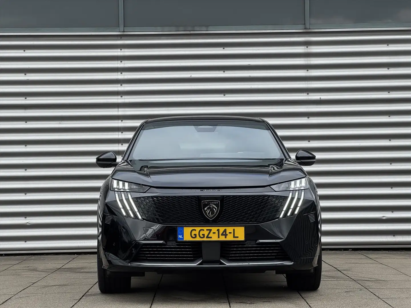 Peugeot 3008 EV 73 kWh 210pk GT | SOH 96% I Adaptive Cruise Con Zwart - 2