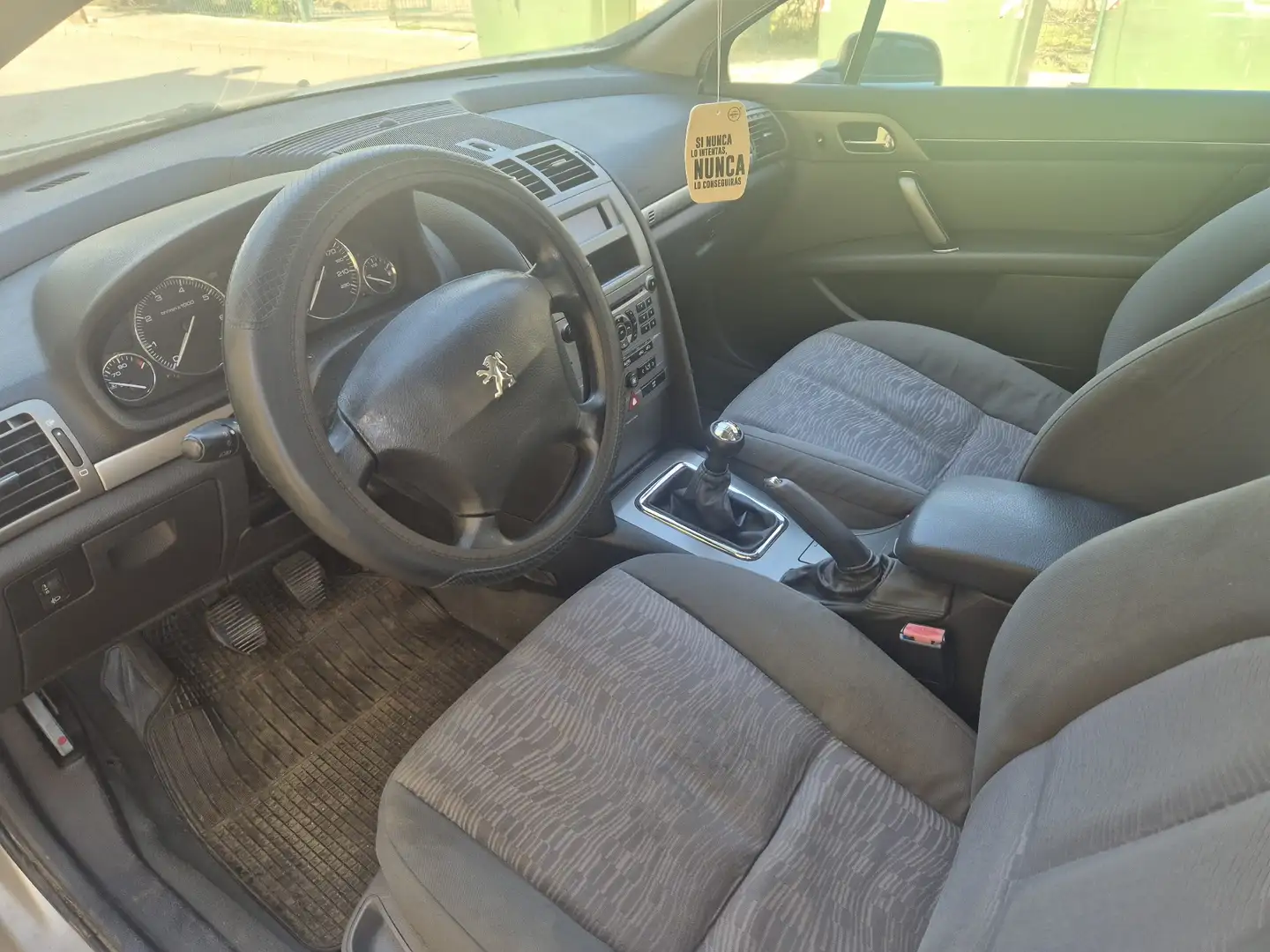 Peugeot 407 Peugeot 407 1.8 SR Confort - 2