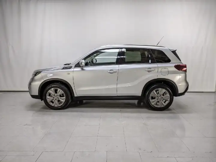 Suzuki Vitara 2026, foto 8