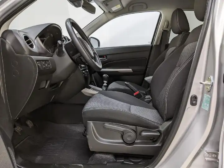 Suzuki Vitara 2026, foto 25