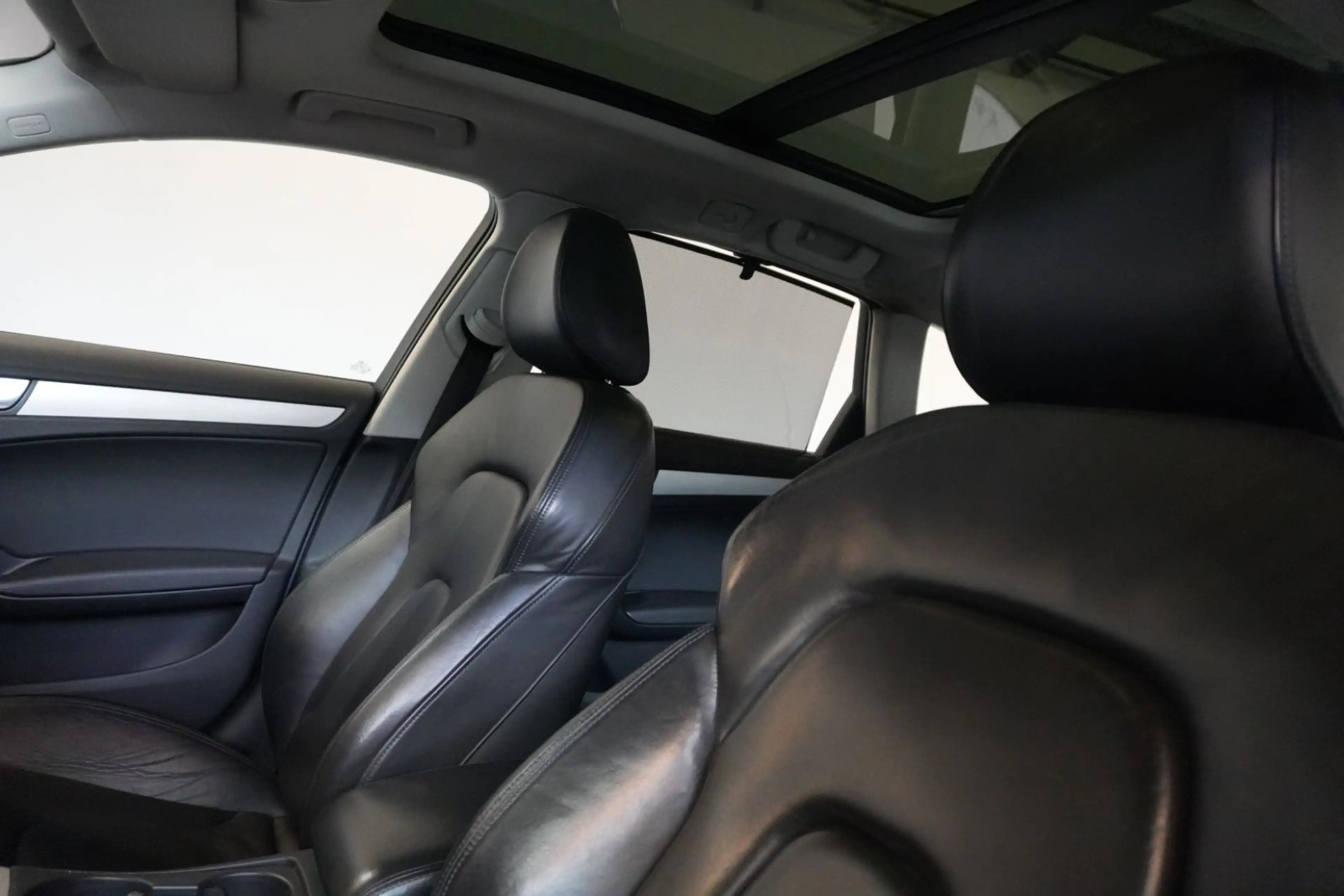 Audi A4 allroad quattro 3.0 V6 TDI Pano AHK PDC — photo 12