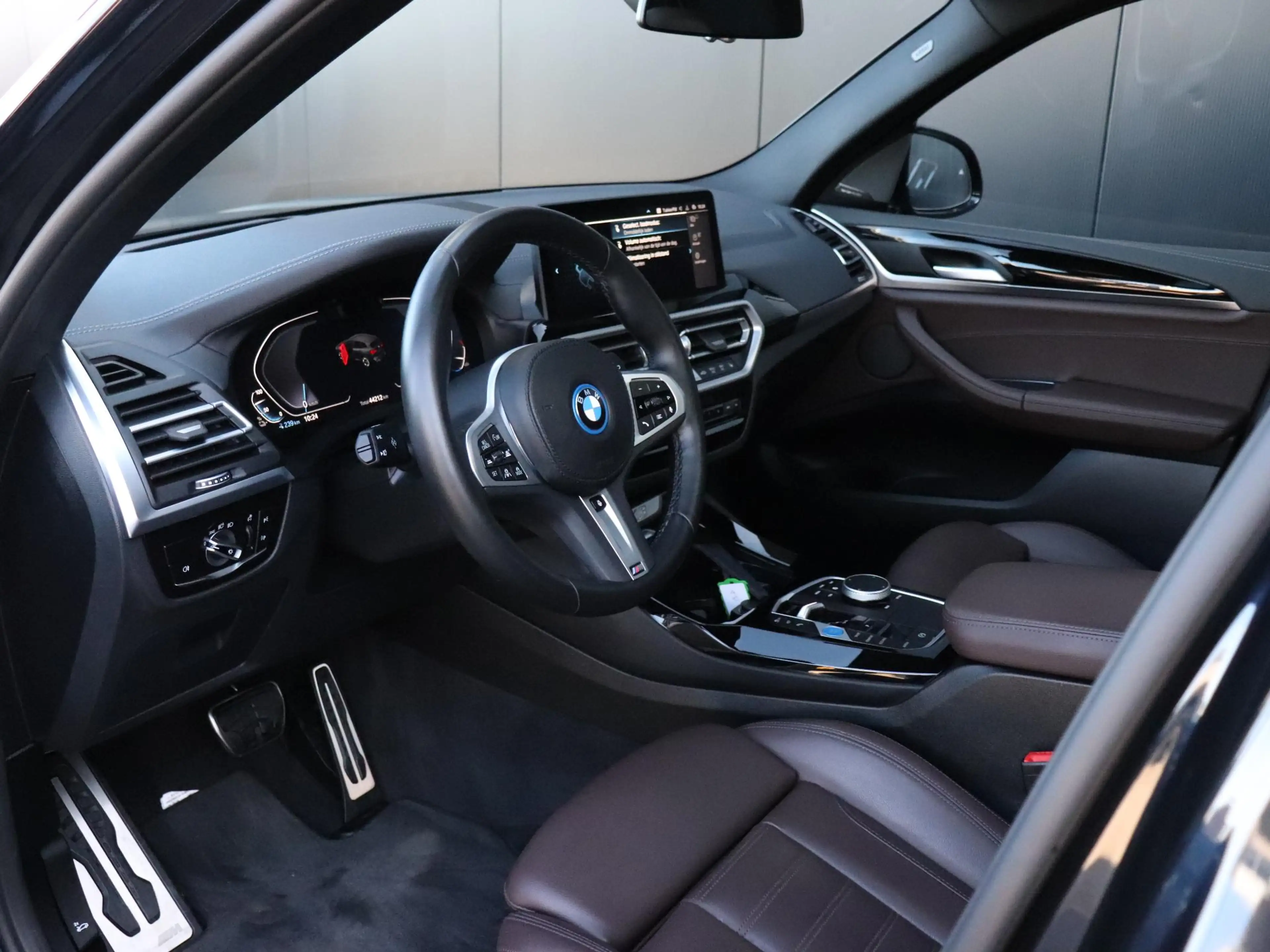 BMW iX3 High Executive Edition 80 kWh | M SPORT | LEDER | — photo 10