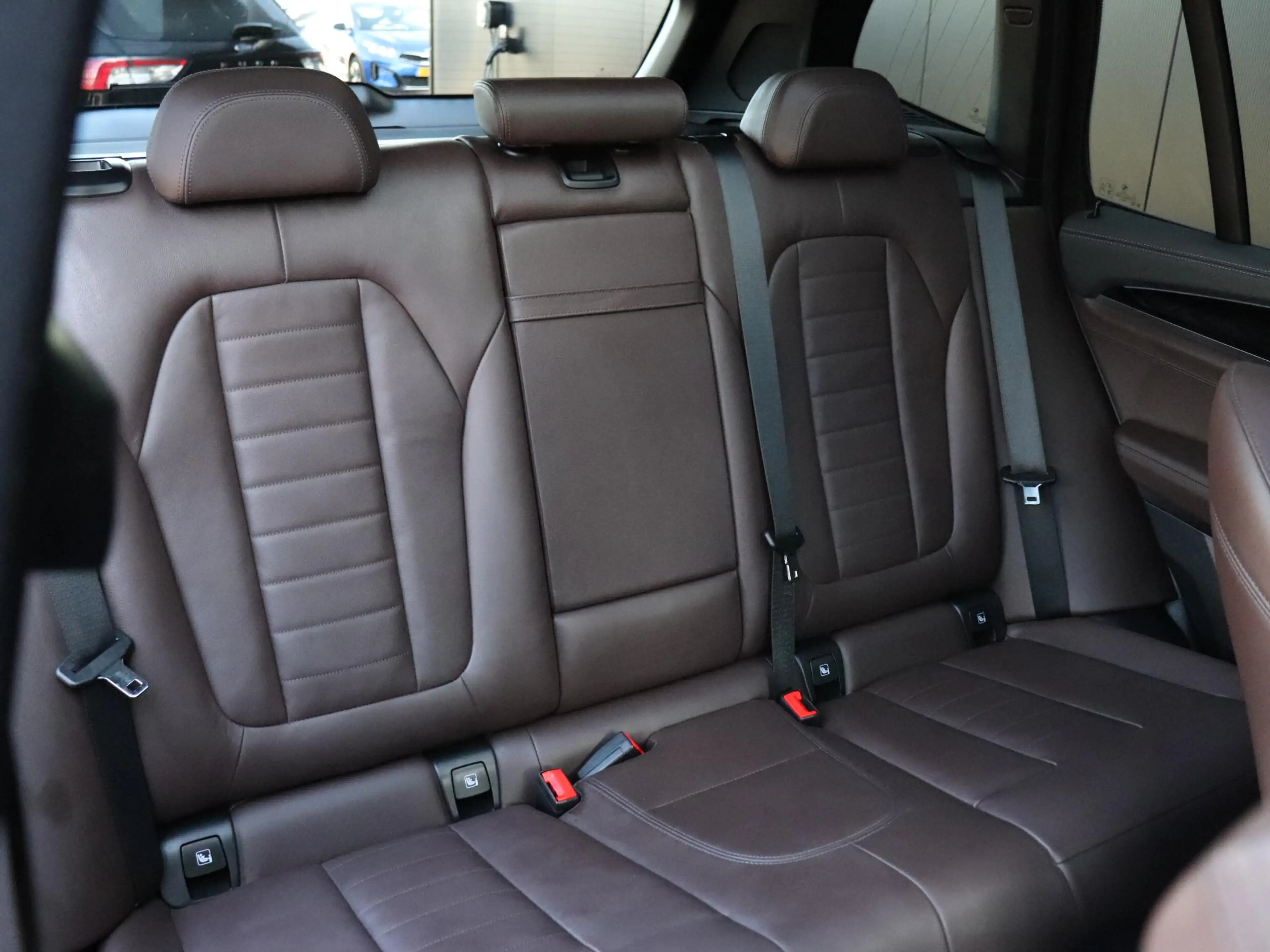 BMW iX3 High Executive Edition 80 kWh | M SPORT | LEDER | — photo 14