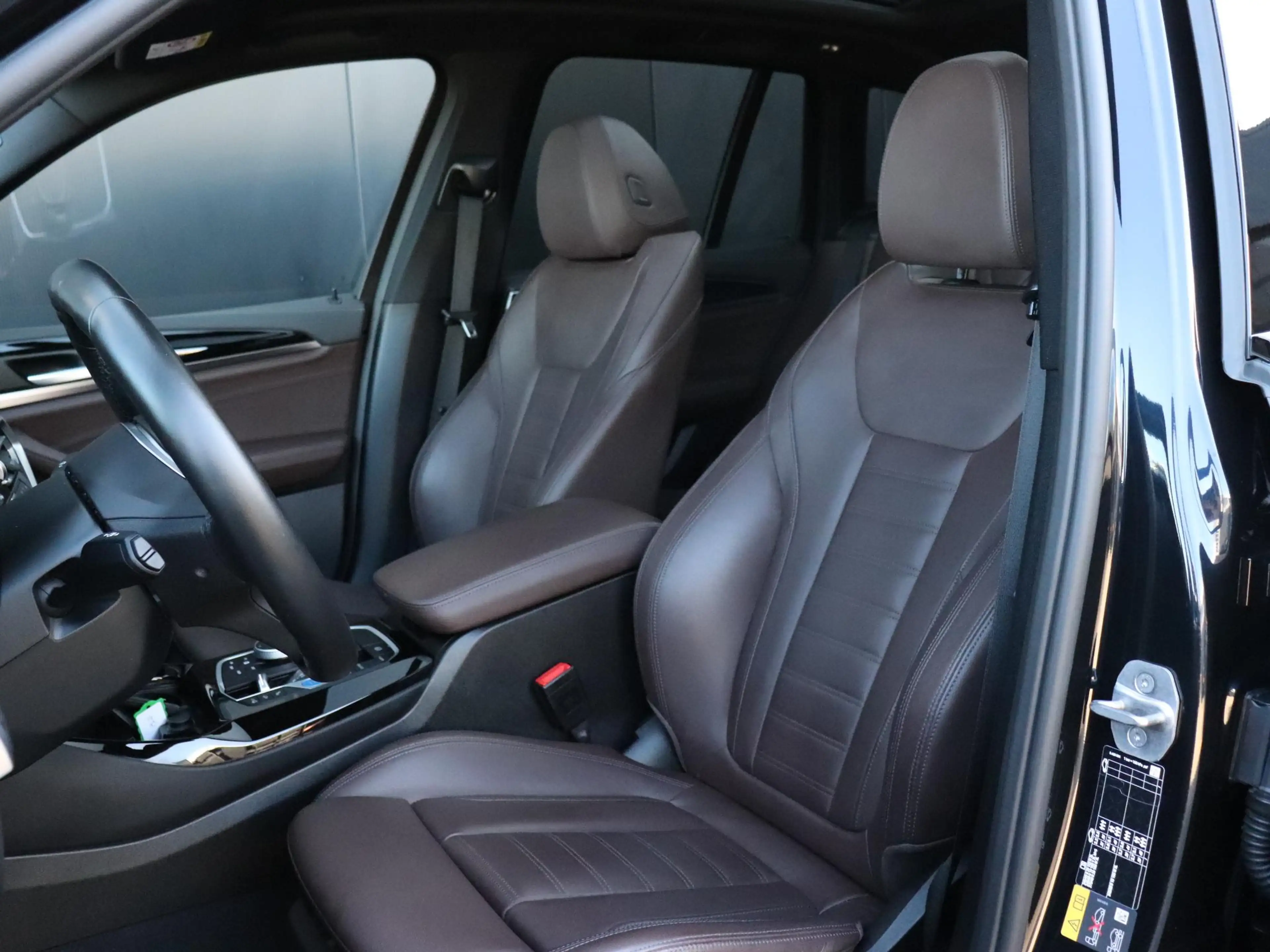 BMW iX3 High Executive Edition 80 kWh | M SPORT | LEDER | — photo 11
