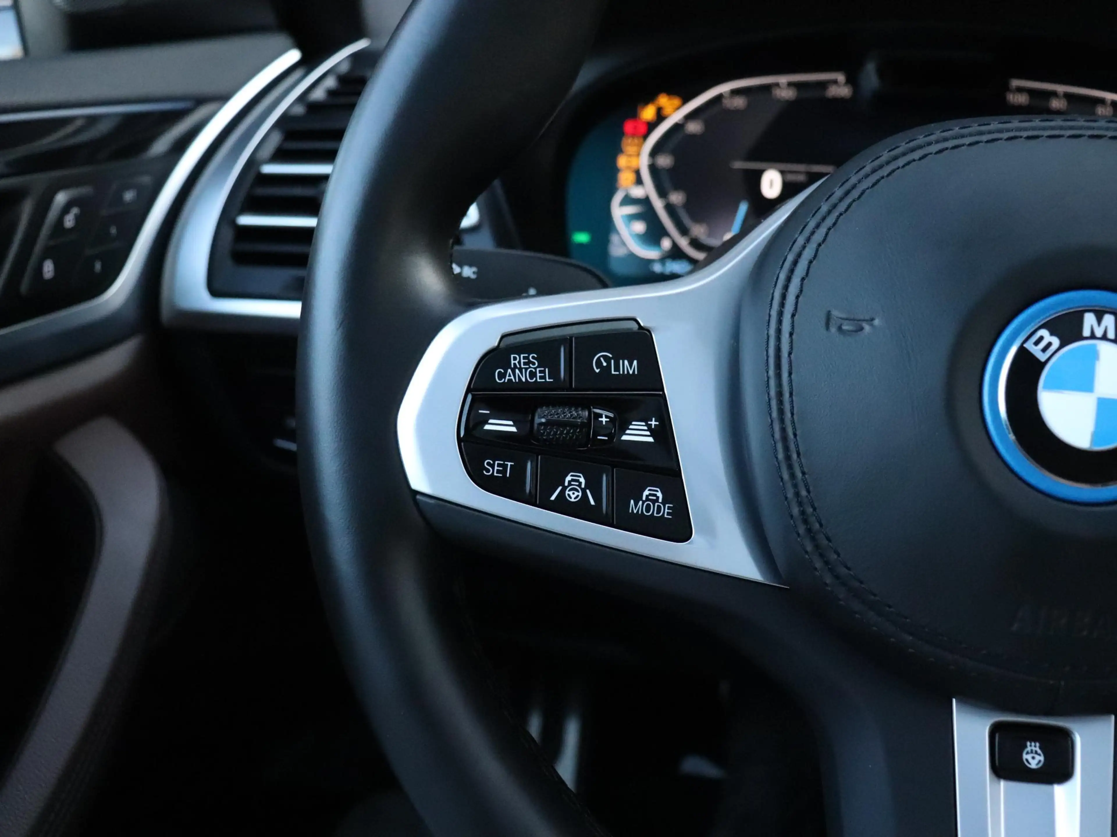 BMW iX3 High Executive Edition 80 kWh | M SPORT | LEDER | — photo 23