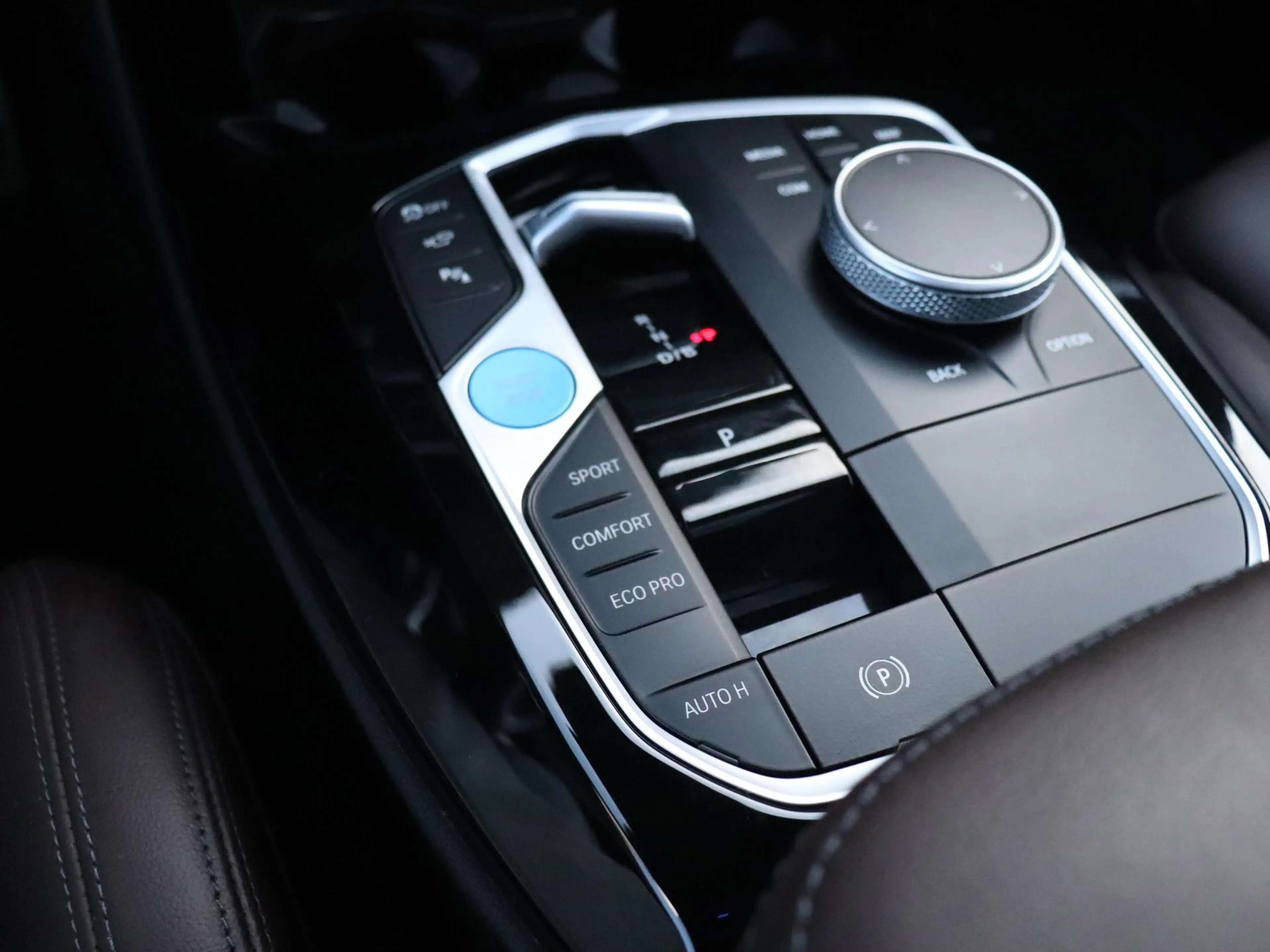 BMW iX3 High Executive Edition 80 kWh | M SPORT | LEDER | — photo 26
