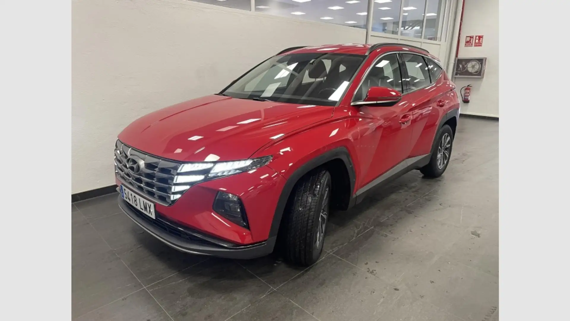 Hyundai TUCSON 1.6 TGDI 48V Maxx 4x2 Rojo - 2