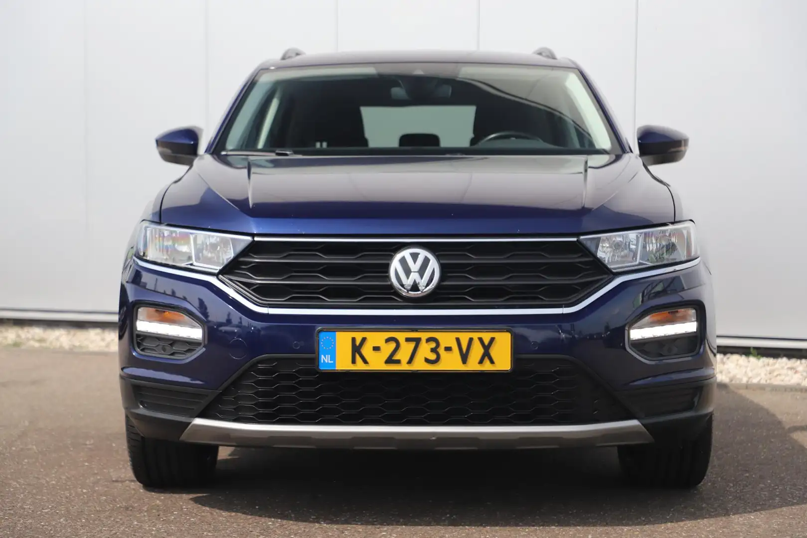 Volkswagen T-Roc 1.5 TSI Style 150PK DSG Automaat 18 inch Bicolor V Blauw - 2