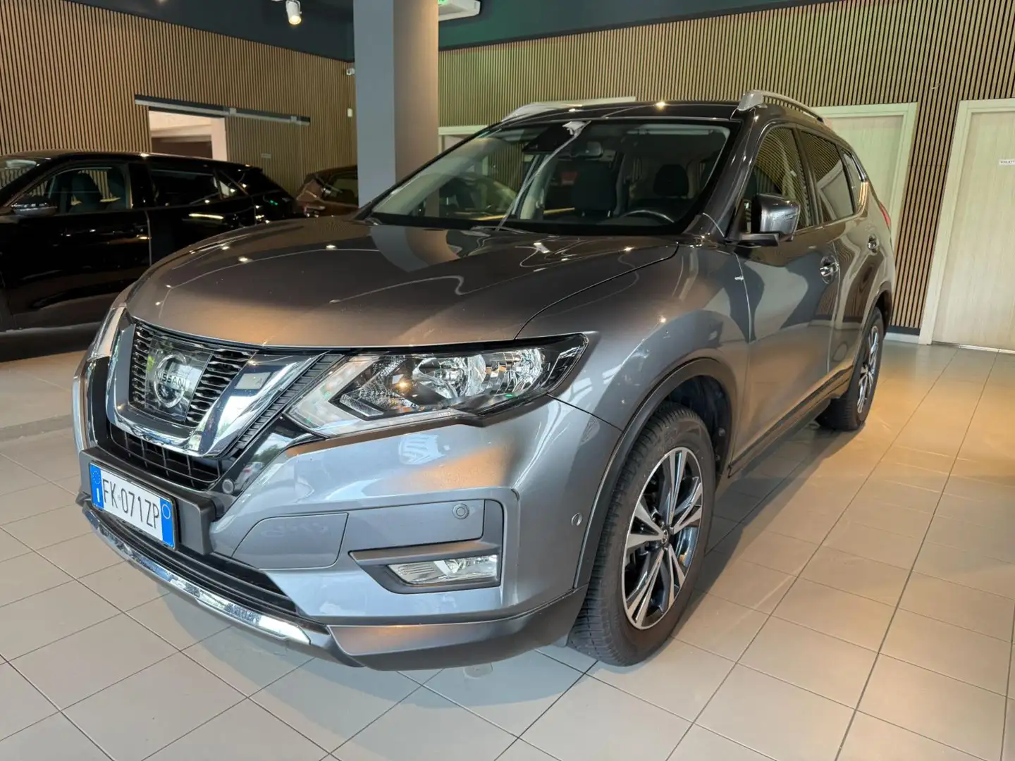 Nissan X-Trail 1.6 dCi 2WD Tekna x-tronic Grigio - 1