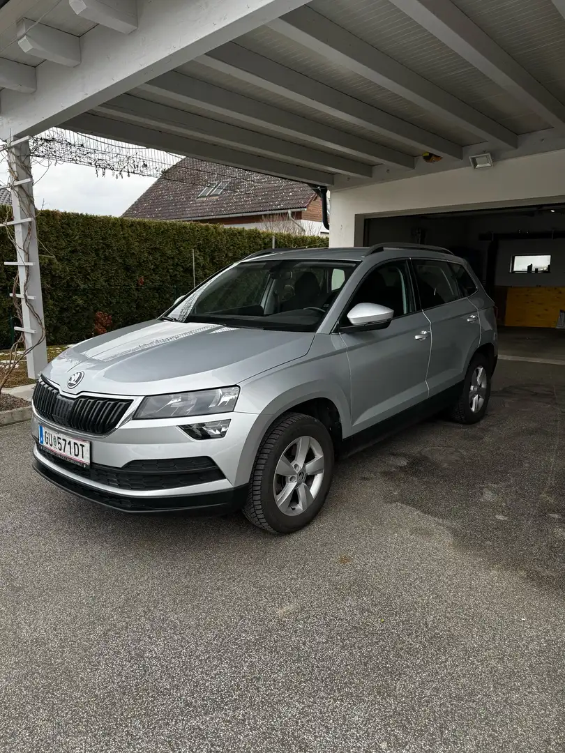 Skoda Karoq 1,0 TSI Ambition - 1