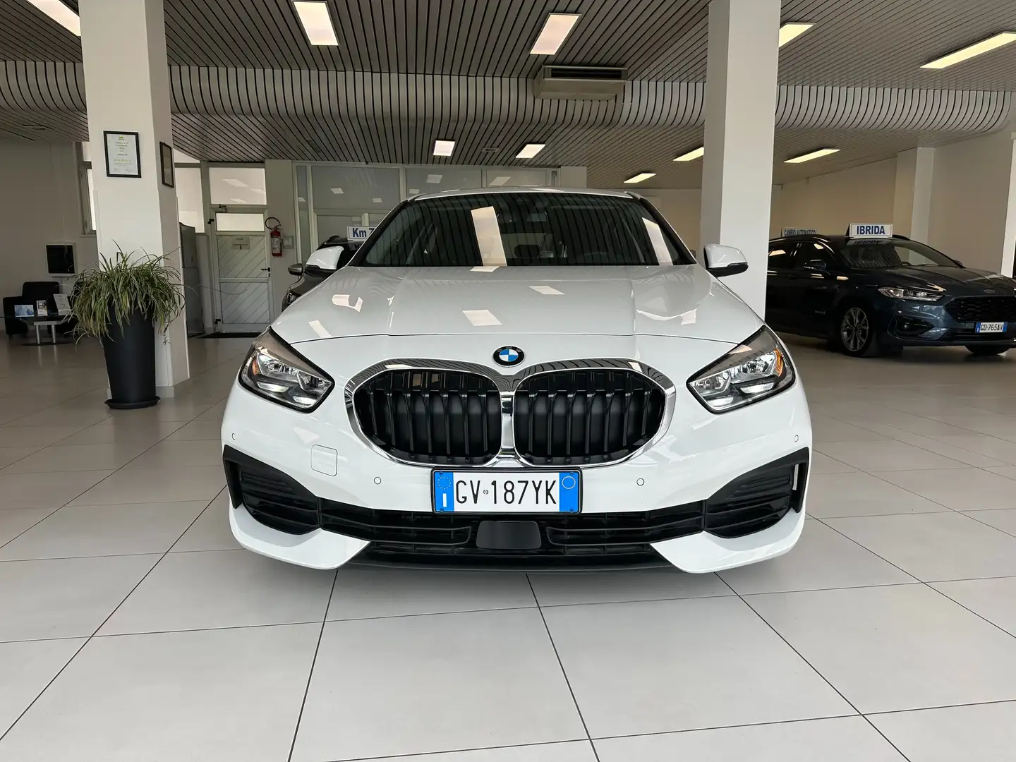 BMW 116 D BUSINESS ADVANTAGE KM 28000 FULL tagliandata BMW Bianco - 2