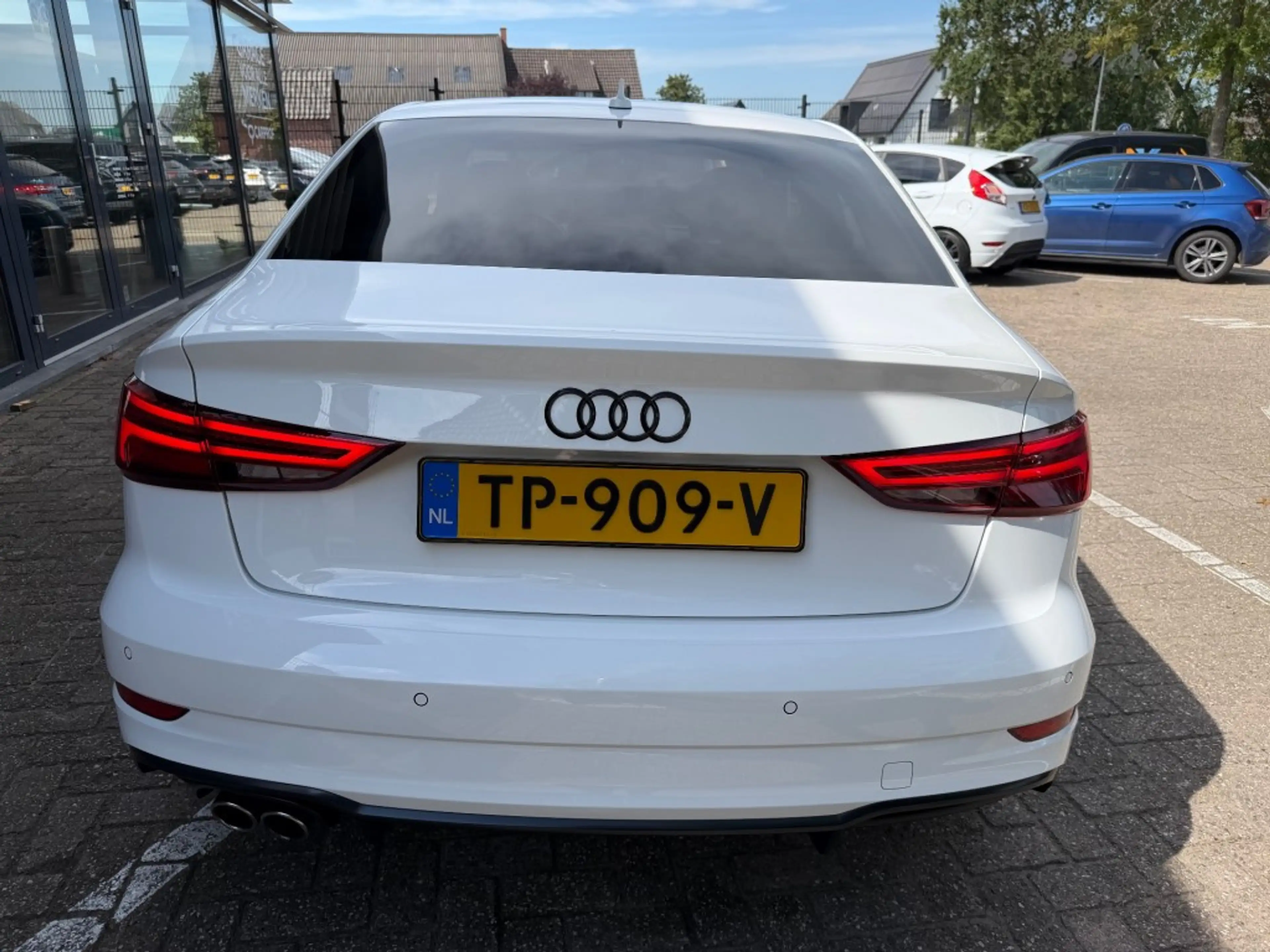 Audi A3 1.5 TFSI COD SP.SL.E LIMO/SEDAN — photo 11